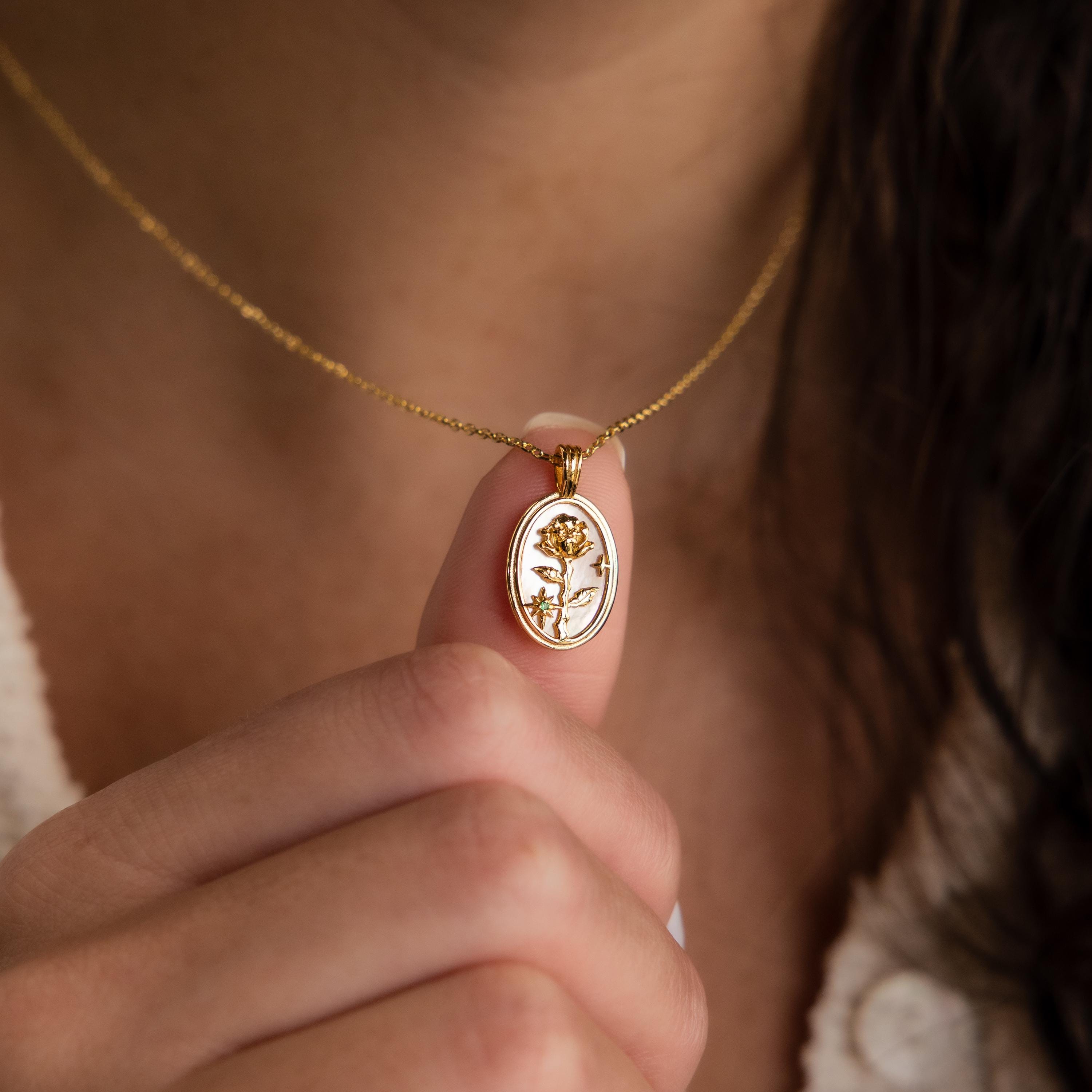 Birth Flower Necklace - Collar con colgante de flor de