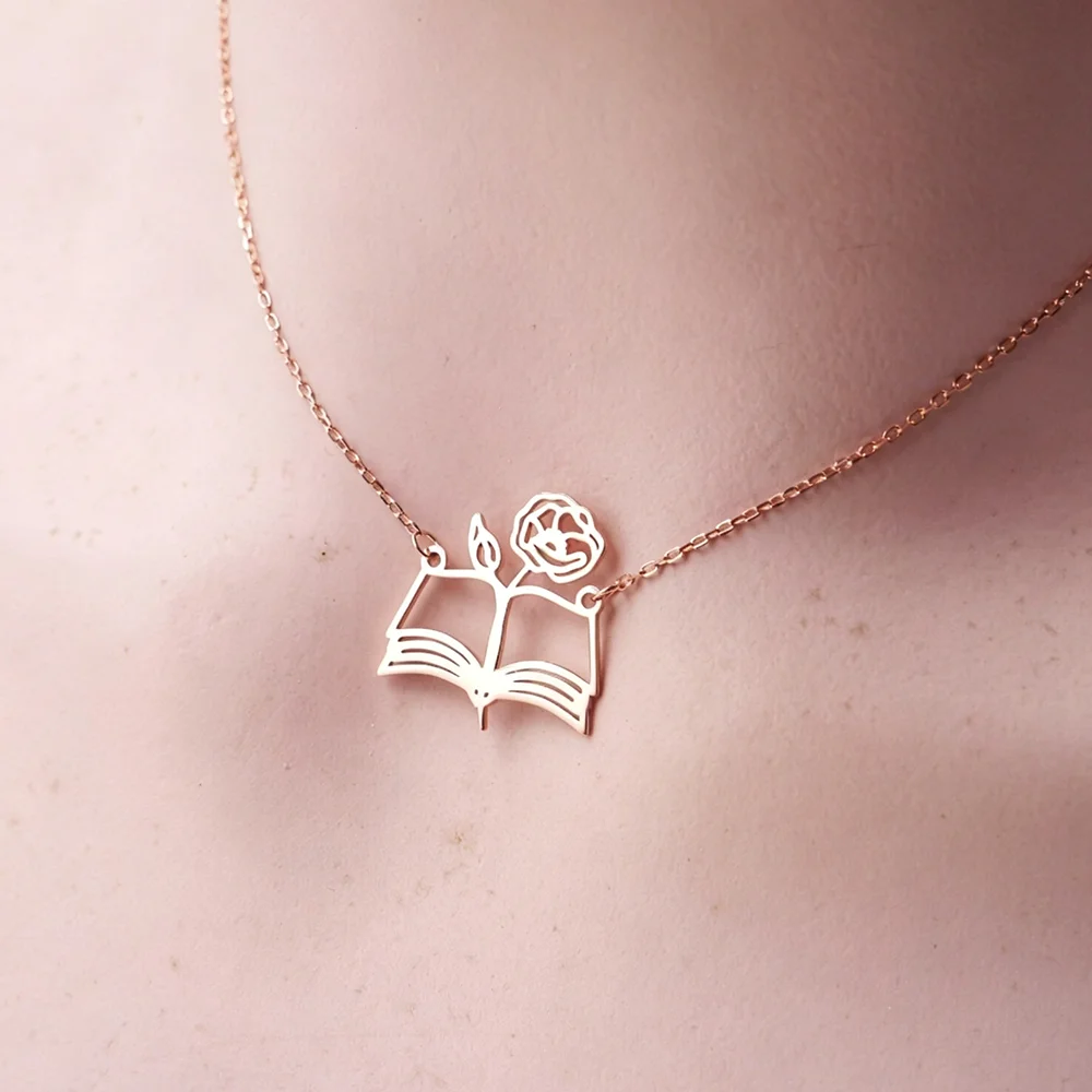 Collar con colgante hueco en f - Birth Flower Necklace reseña y precio