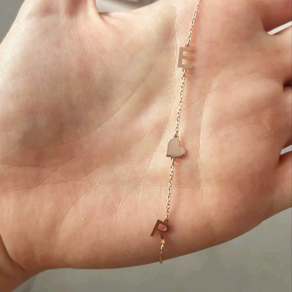 Collar con Iniciales Personali - Birth Flower Necklace reseña y precio